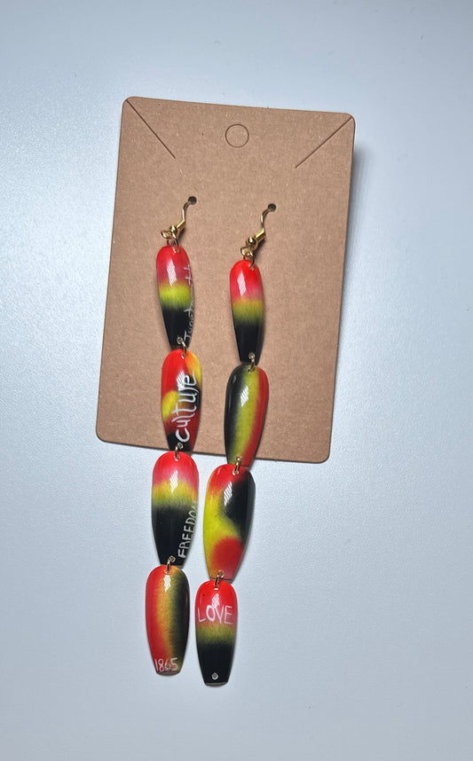 ❤️🖤💛 1865 Culture-Handmade Press-On Nail Earrings