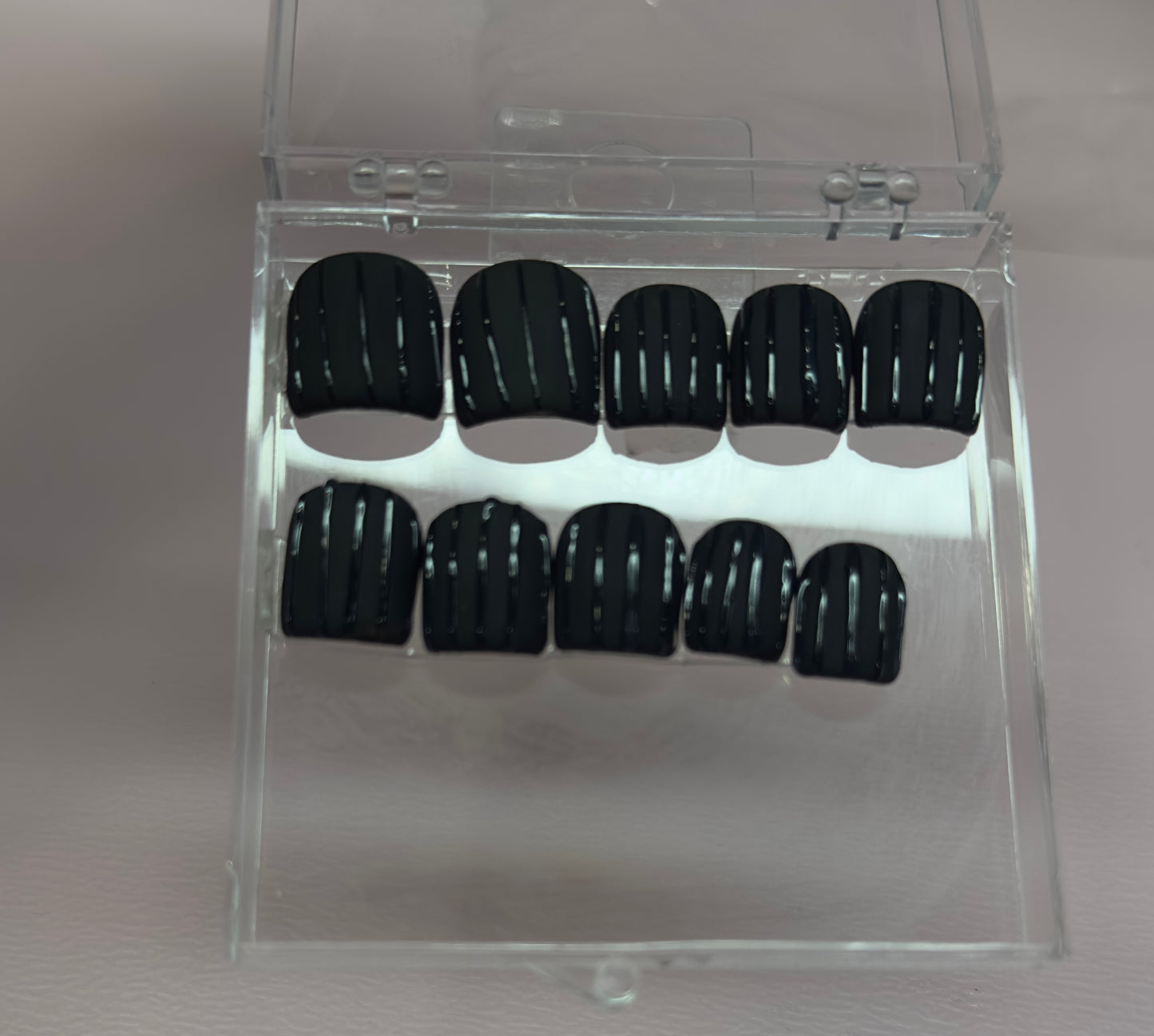Midnight Drip – Glossy Black Minimal Press-On Nails | Austin, TX Acrylic Size Large (10pc Set)
