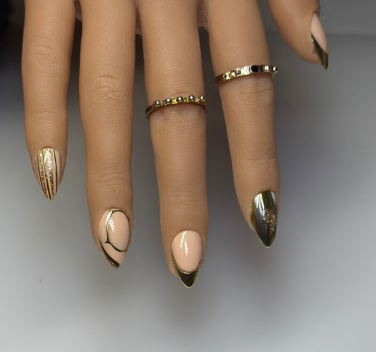 Golden Hour Luxe Set – Almond Shape (14 Nails) | Press-on nails