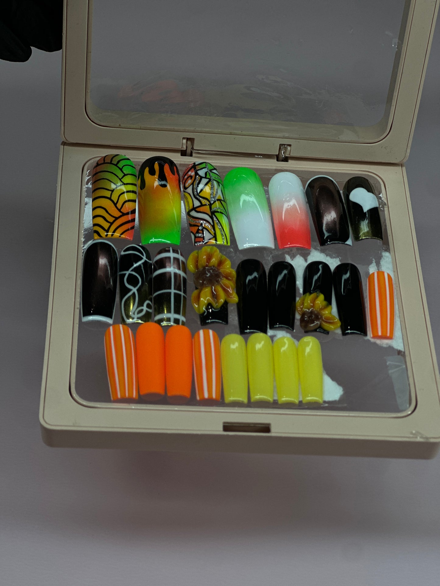 Autumn Bloom Hand-Painted Press-On Nail Set (0-11)