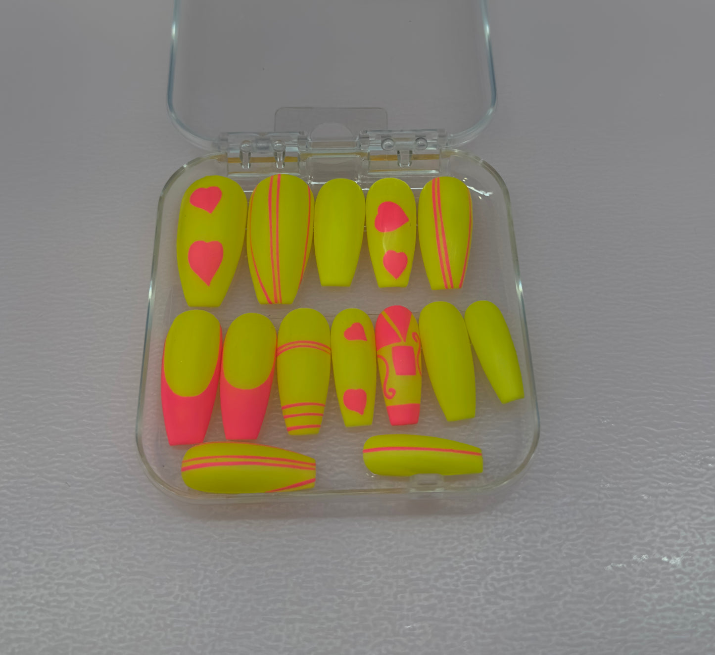 Neon Love Rush – Lime & Pink Heart Press-On Nails | Austin, TX (XL/Large, 14pc Set)