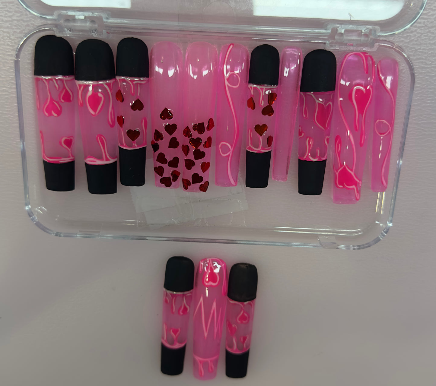 Sweetheart Lava – Pink Drip Heart Press-On Nails (Small, 14pc Handmade Set)