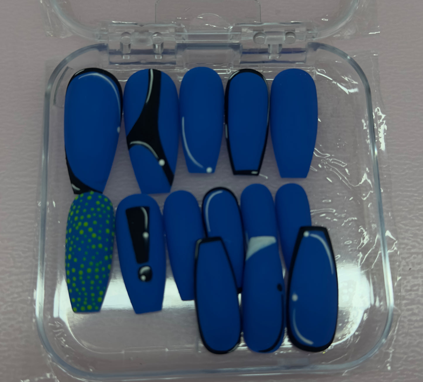 Villain Shadow – Matte Royal Blue Press-On Nails | Austin, TX (Size Medium, 14pc Set)