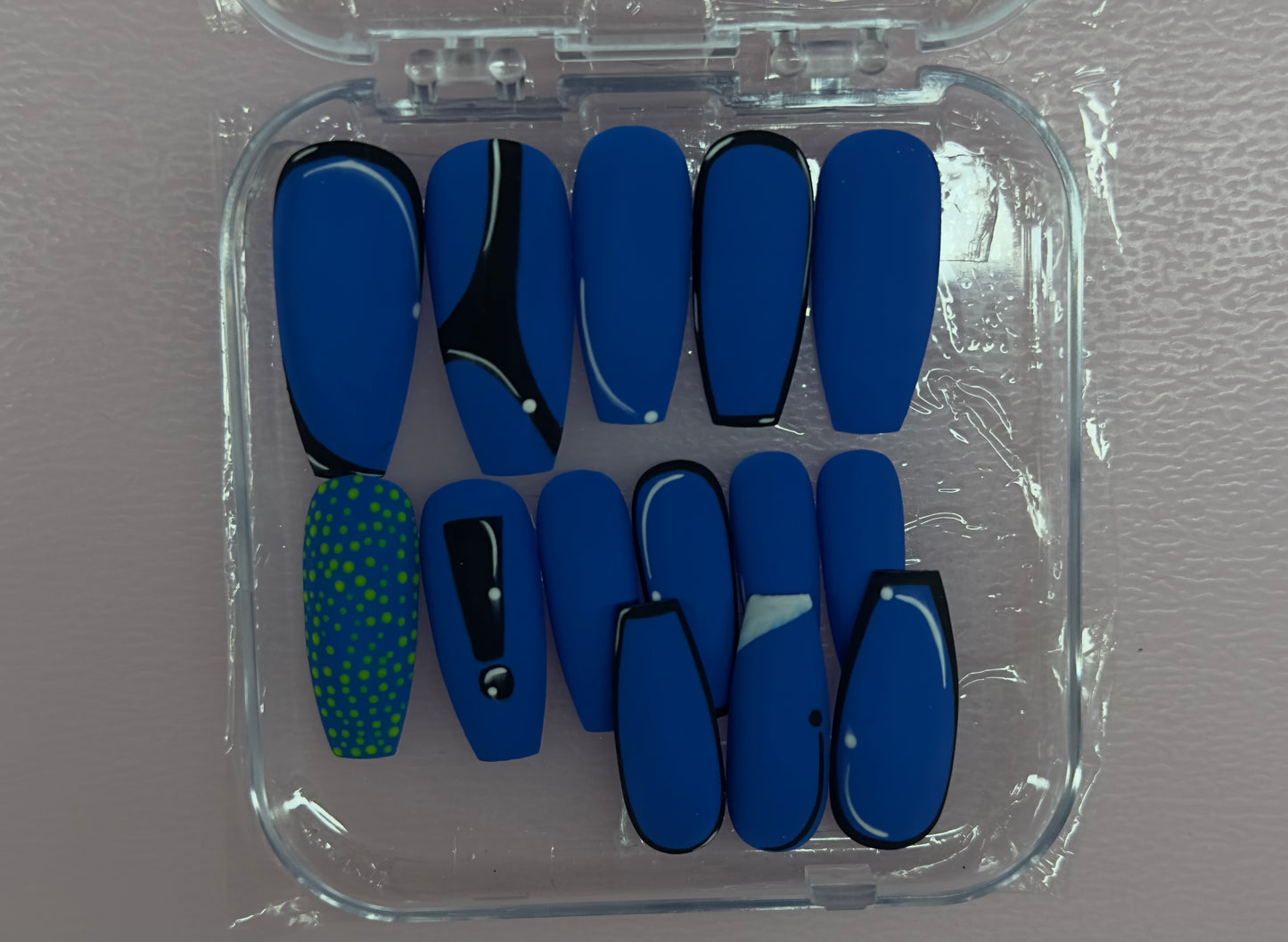 Villain Shadow – Matte Royal Blue Press-On Nails | Austin, TX (Size Medium, 14pc Set)