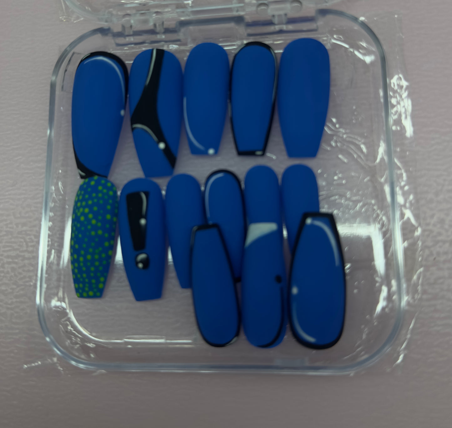 Villain Shadow – Matte Royal Blue Press-On Nails | Austin, TX (Size Medium, 14pc Set)