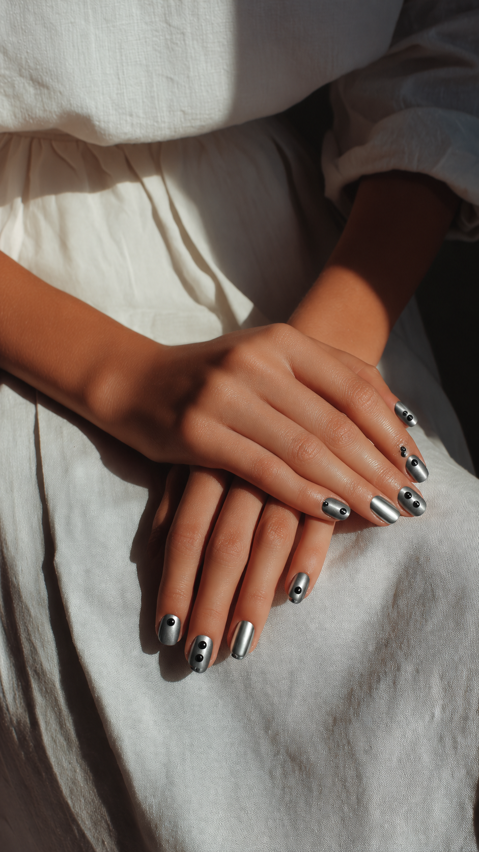 Steel Drip – Chrome Cat-Eye Press-On Nails | Austin, TX (Small, 14pc Handmade Set)